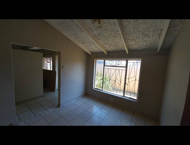 3 BEDROOM HOUSE FOR SALE IN HERMANSTAD